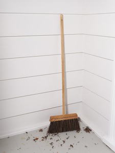 Outdoor Broom – Birch & Bassine