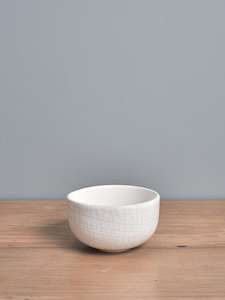 Gidon Bing: Olive Bowl – Bone Crackle