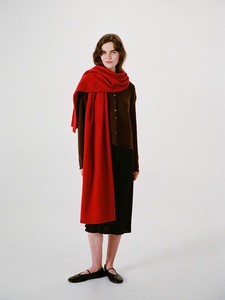 Wardrobe: Umbra Scarf – Poppy