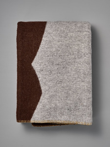 Klippan: Sankt Petri Facade Wool Throw – Dark Brick
