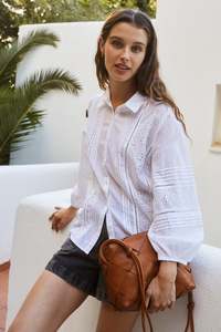 Indi & Cold Embroidered Voile Shirt Blanco