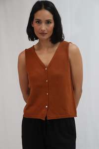 Fashion: Tatano Hazel Vest - Rust