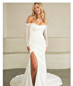 Products: Jack - SR2507 - Serene - Madi Lane Our Jack wedding dress features a strapless bodice with curved neckline and pleating at waist. Detachable sheer sleeves and fitted silhouette Madison Rose Bridal