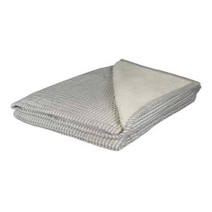 Howitt Throw