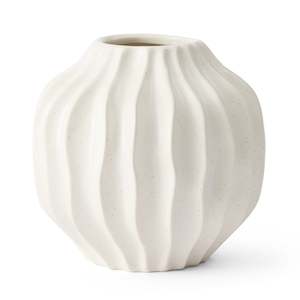 Home Decor: Crevice Speckle Vase