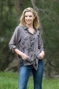 Cienna: Cienna - TOP12-C Charmaine Sunset Shirt