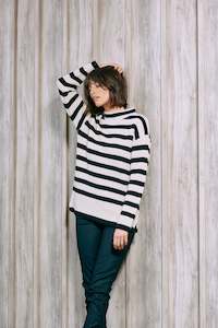 Zoe - AW22-1THE Theme Sweater