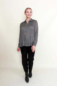 Tinta and Bariloche - APU B Apus Shirt