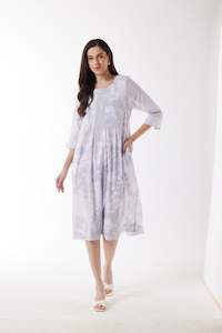 Midi: Au Hasard Dun Voyage - Midi Dress