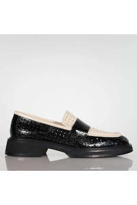 Minx - MW25-CAL Calypso Perforated Loafer