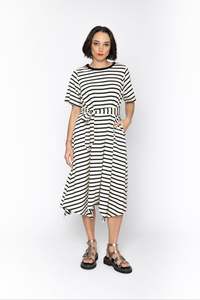 Midi: Blacklist - Lucia Dress