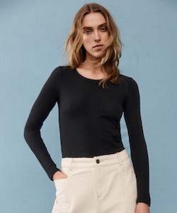 Basics: Morrison - Marcia LS Tee