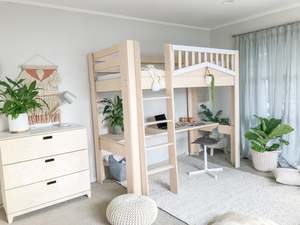 Loft Beds With Desks Ply: Cozy Loft bed with desk