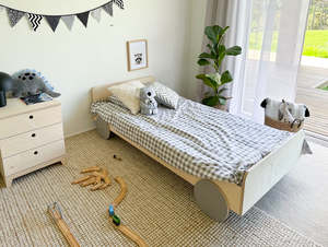 Mini wheels bed PLY