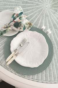 Melamine: Cabbage Leaf Melamine Dinner Plate