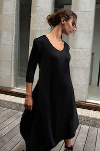 Alquema: ALQUEMA - 3/4 Sleeve Smash Pocket Dress Black
