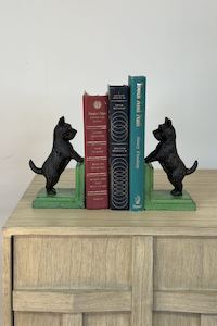 Gifts: Scotty Bookends Black