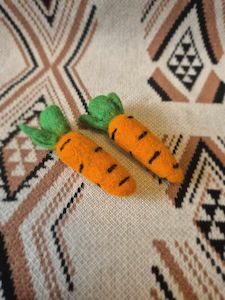 Easter: 2pc Mini Felt Carrots