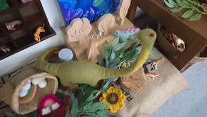 Small World Play: Large Brachiosaurus Kakariki
