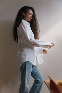 Shirts & Tops: Jimmy Shirt in White Cotton