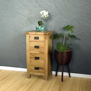 Yes: Yes Four Drawers Oak Chest