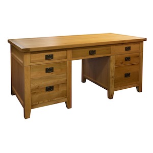 Vienna 7 Drawer Oak Executive Desk
