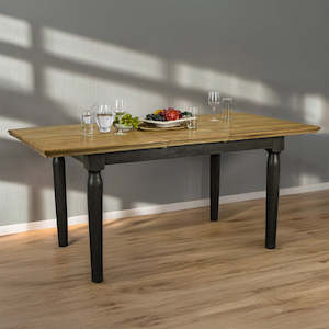 Boston: Boston Oak Extending Dining Table
