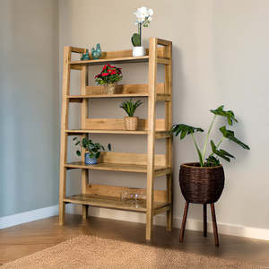 Kubic Oak Display Shelf