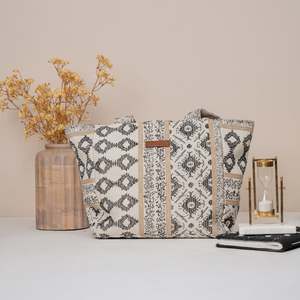 Hand Bags: Mystic Thread Utility Bag