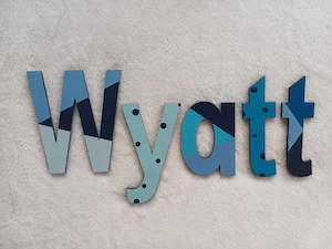 Wyatt - small letters suitable for a door.