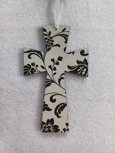 5 Items: Small Cross.