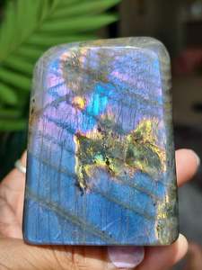 Crystals Freeform: LABRADORITE Freeform