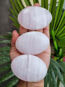 Crystals Palm Stone: Pink Mangano Calcite Palm Stone