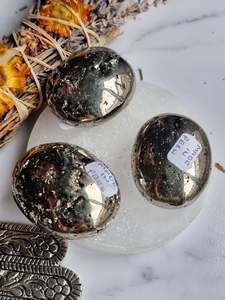 Crystals Palm Stone: Pyrite Palm Stone