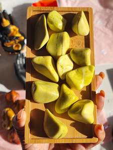 Lemon Serpentine Tumble