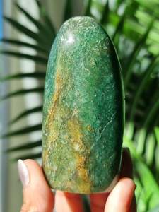 Crystals Freeform: Fuchsite Freeform
