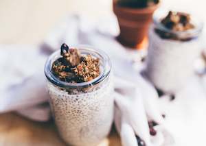 Vegan Dessert: Blackcurrant and Banana Bar 150g