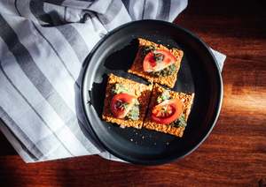 Sundried Tomato Crackers