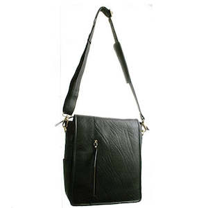 Avenue Messenger Bag A4 Milled Buff Leather Black