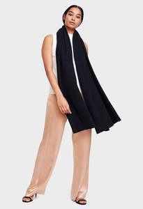 White Warren: Mini Cashmere Travel Wrap - Black