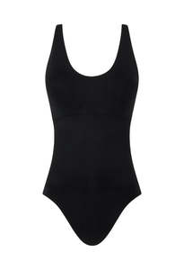 Chantelle: Sculpting Bodysuit - Black