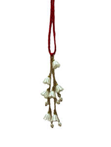 Bhaiya Bhabhi Rakhi: Rakhi Bhabhi Lumba White Flowers