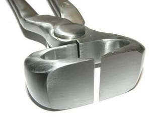 Shoe Pullers: MARCH PROFESSIONAL PULLOFF