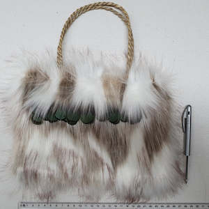 Handbag & Wallet Accessories: Kete Bag - Hukapapa