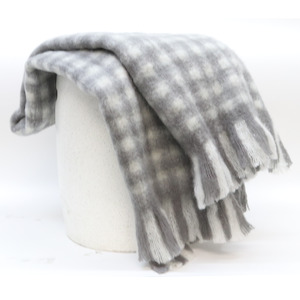 Throw: Gingham Throw