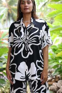 Te Kaute Black and White Scarlett Shirt