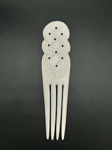 Bone Heru: Whanau Twist Heru