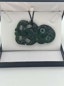 Tiki Side Hanging Pounamu Necklace