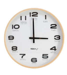 Large Te Reo Clock - White