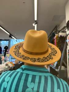 Hats Potae: Camel Kowhaiwhai Fedora